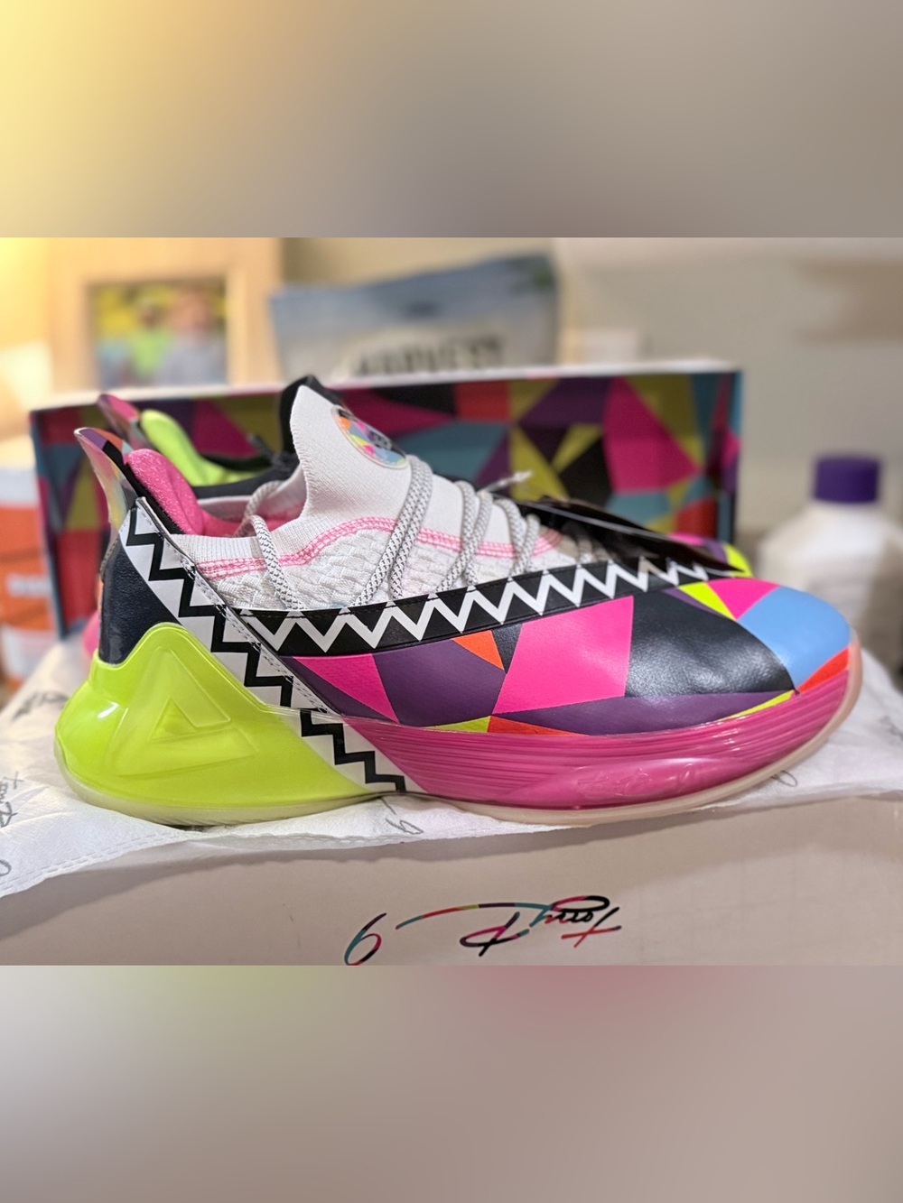 Peak Tony Parker VII (7) "Rainbow Profit"